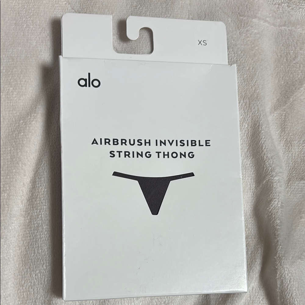 ALO Yoga Airbrush Invisible String Thong - Raisin